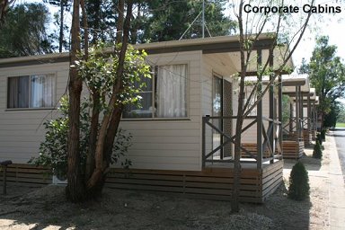 Fossickers Rest Tourist Park Deluxe Cabins - Corporate Cabin
